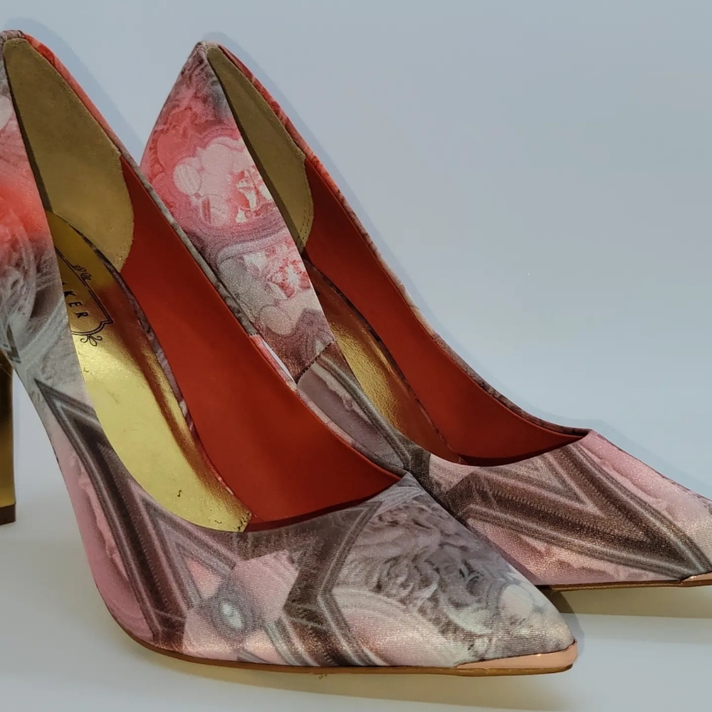 Ted Baker Pumps